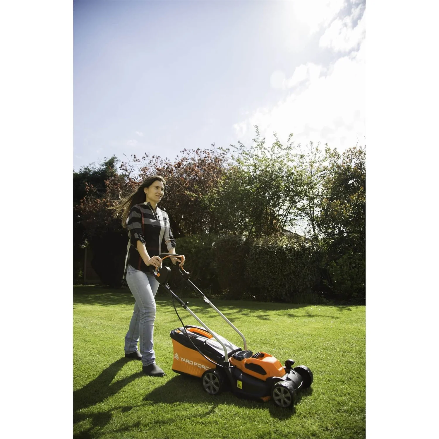 Yard Force 40V Cordless Lawn Mower - 32cm - Image 2