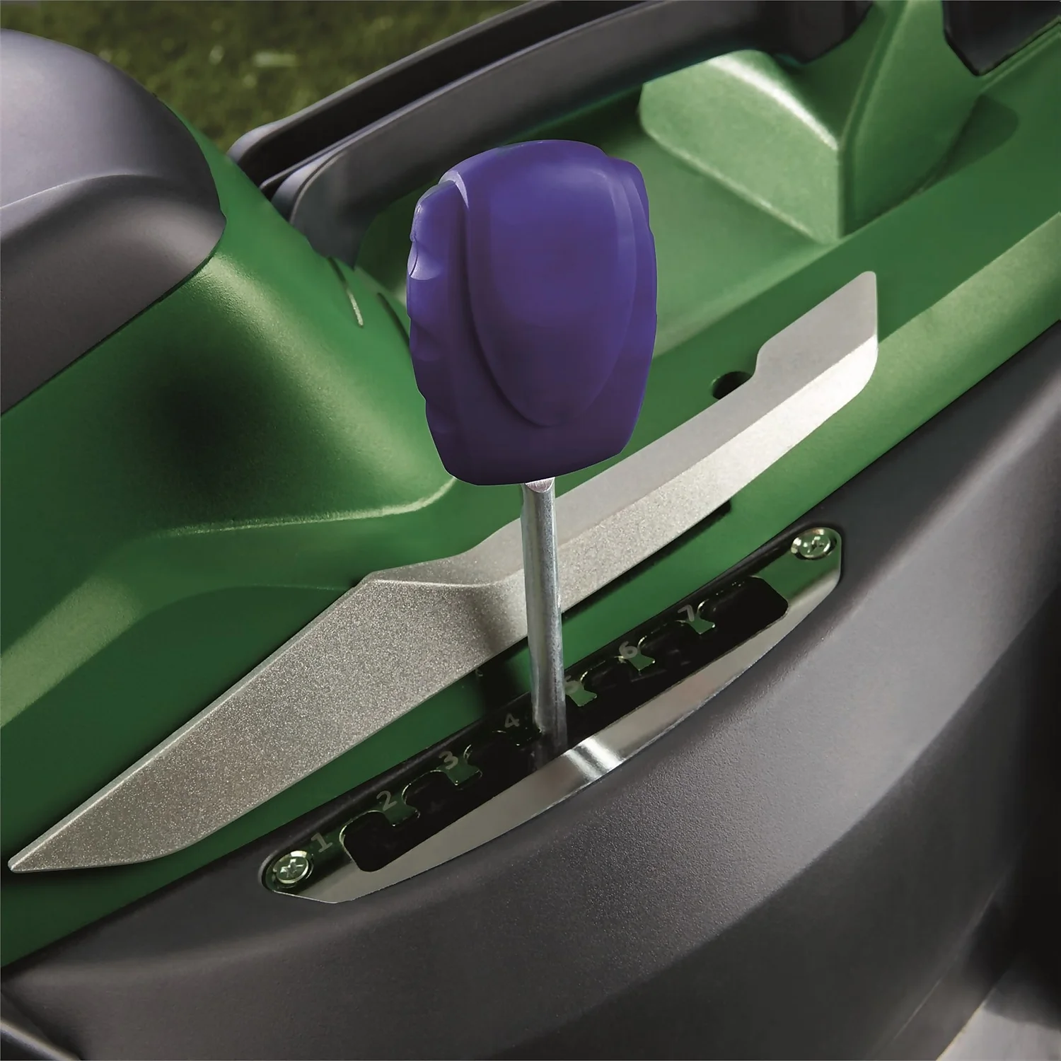 Powerbase 40V Cordless Lawn Mower - 34cm - Image 6