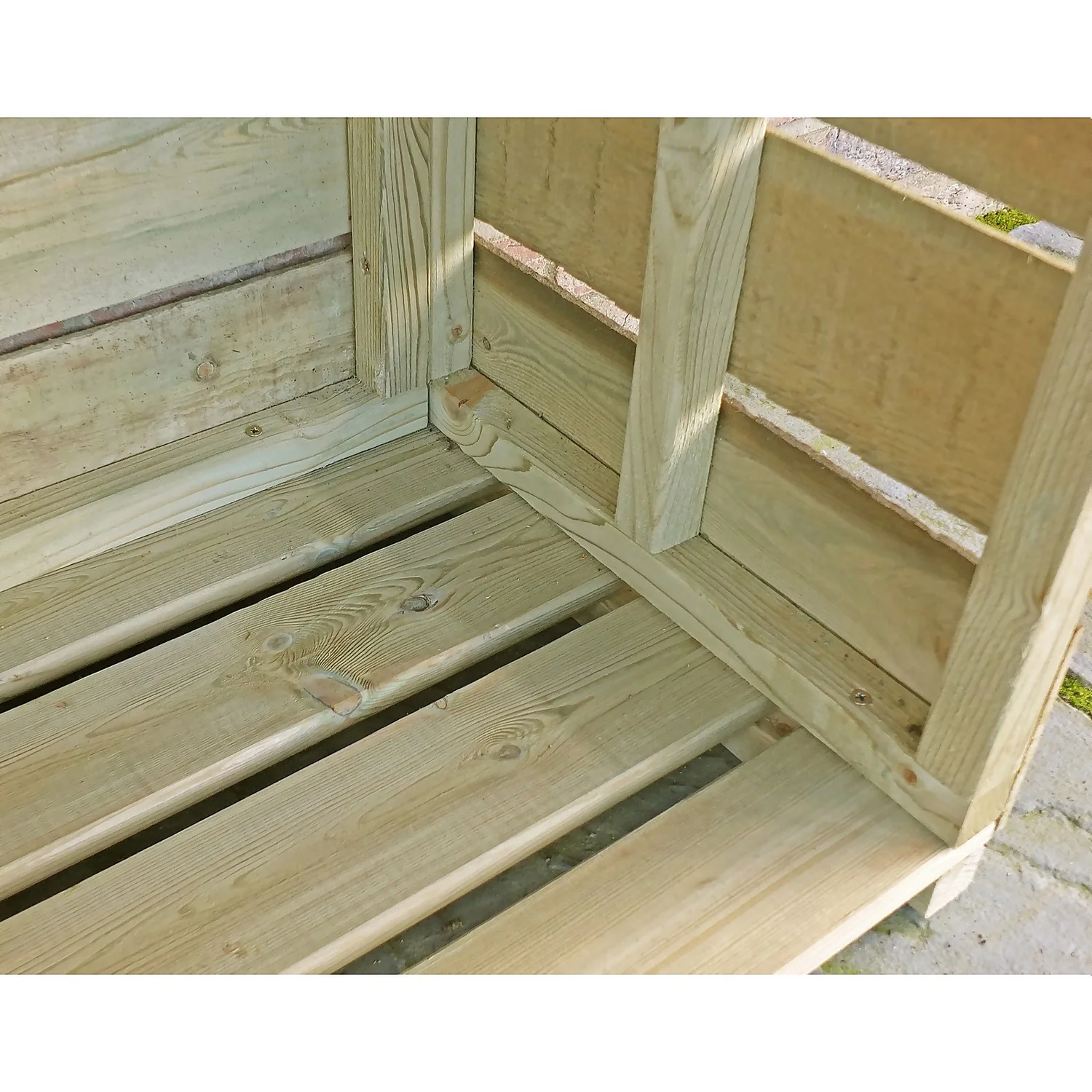 Shire Tall Wall Log Store - 3x1.5ft - Image 5