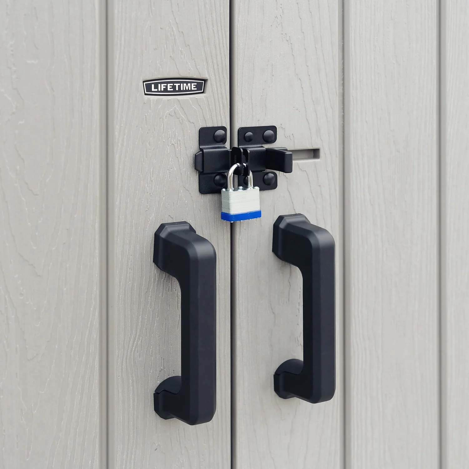 Lifetime Plastic Outdoor Utility Shed - Image 8