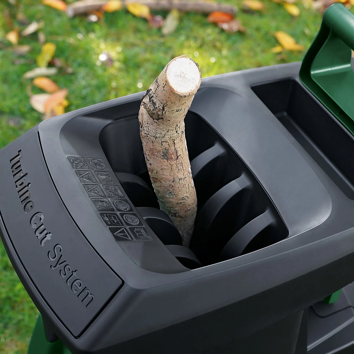 Bosch AXT 25 TC Garden Shredder - Image 4